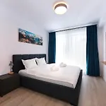 4friendscoresibrasov G * בראשוב
