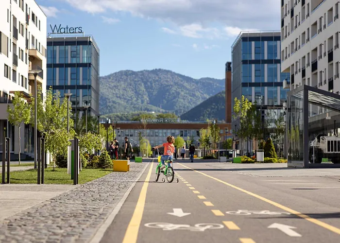 4friendscoresibrasov G Апартаменти